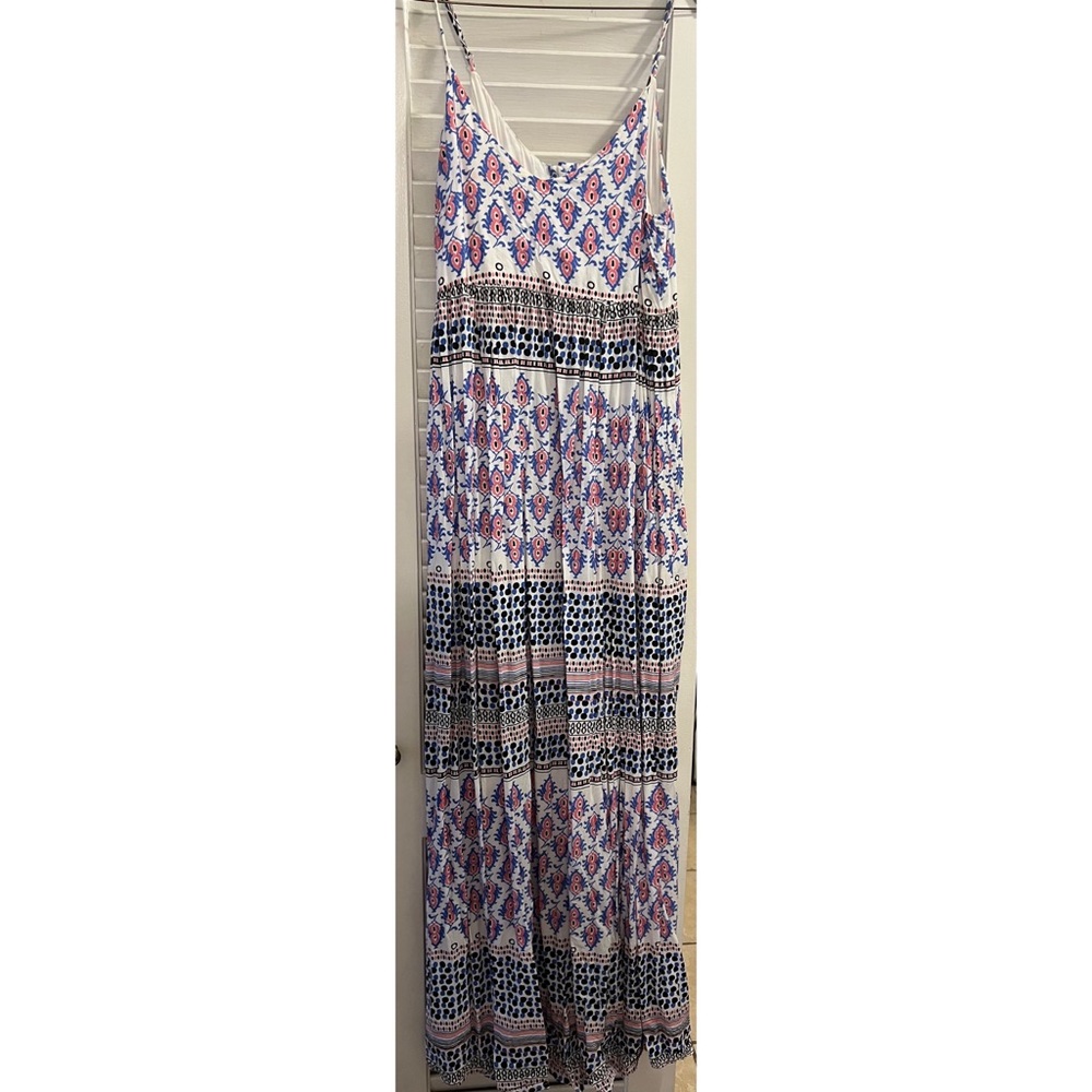 Maxi dress printed size small